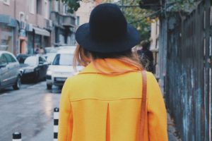 yellow coat fashion trend 2018