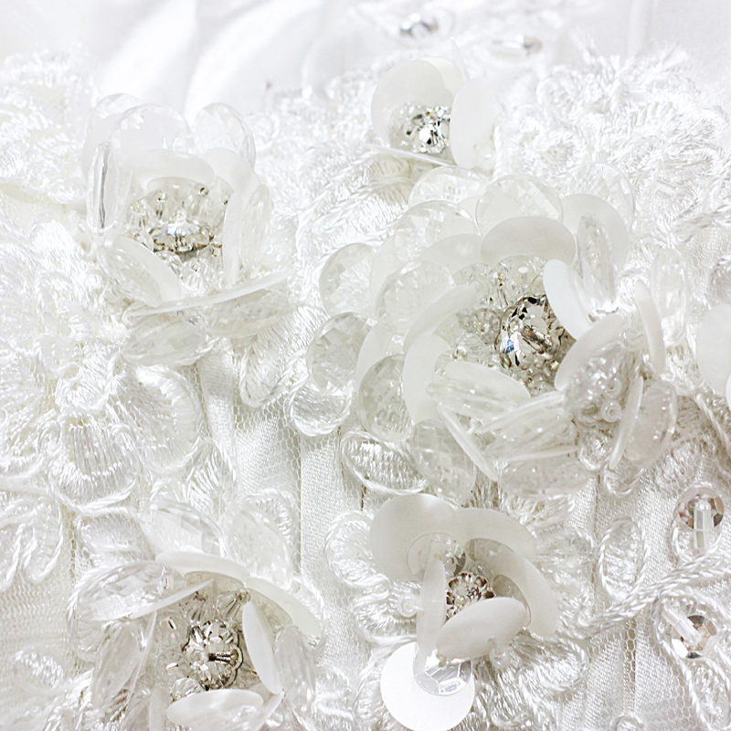 white wedding decorations